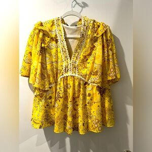Marc New York Lovely bohemian Yellow blouse Size Large New With Tags